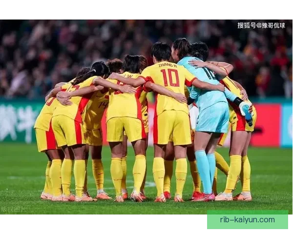 亚洲杯门票火热开售，球迷抢购热情高涨状态备受关注