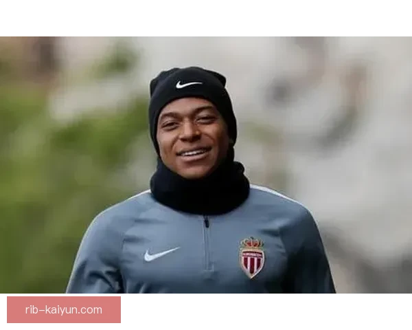 摩纳哥锋线表现持续提升，近期状态备受关注