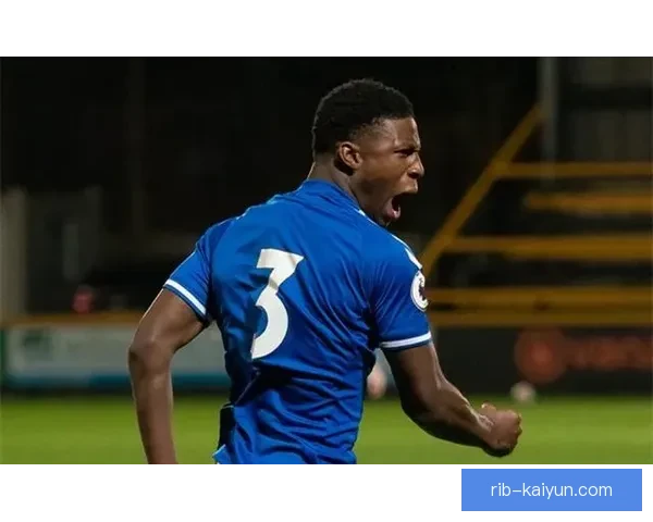 英超麦肯纳状态回暖，球队表现逐渐稳定引发关注