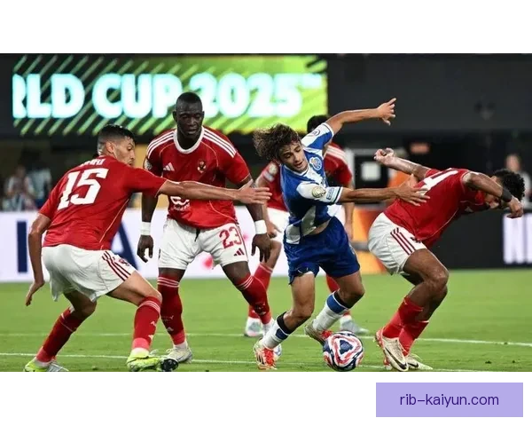 毕巴控球能力持续提升,近期表现值得关注,力争在联赛中有更好发挥。 毕巴控球能力持续提升,近期表现值得关注,力争在联赛中有更好发挥。