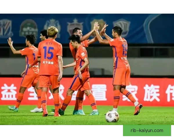 阿库尼亚在球队表现稳健，状态回暖为球队争夺更高排名。