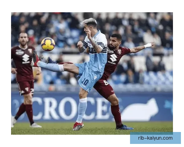 兹沃勒近期比赛表现稳健，攻防两端展现持续提升态势